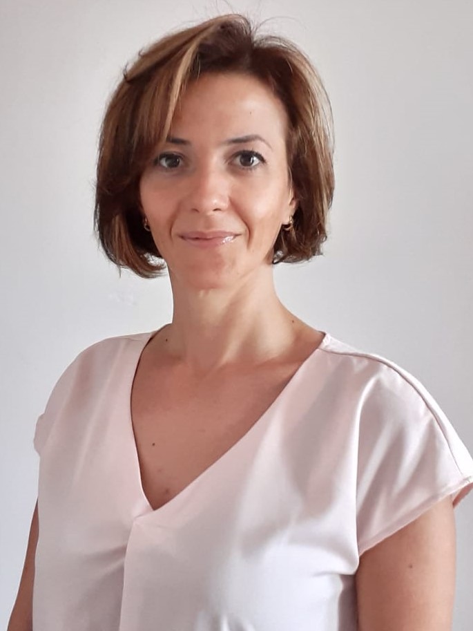 Prof. CAMELIA ERDEȘ